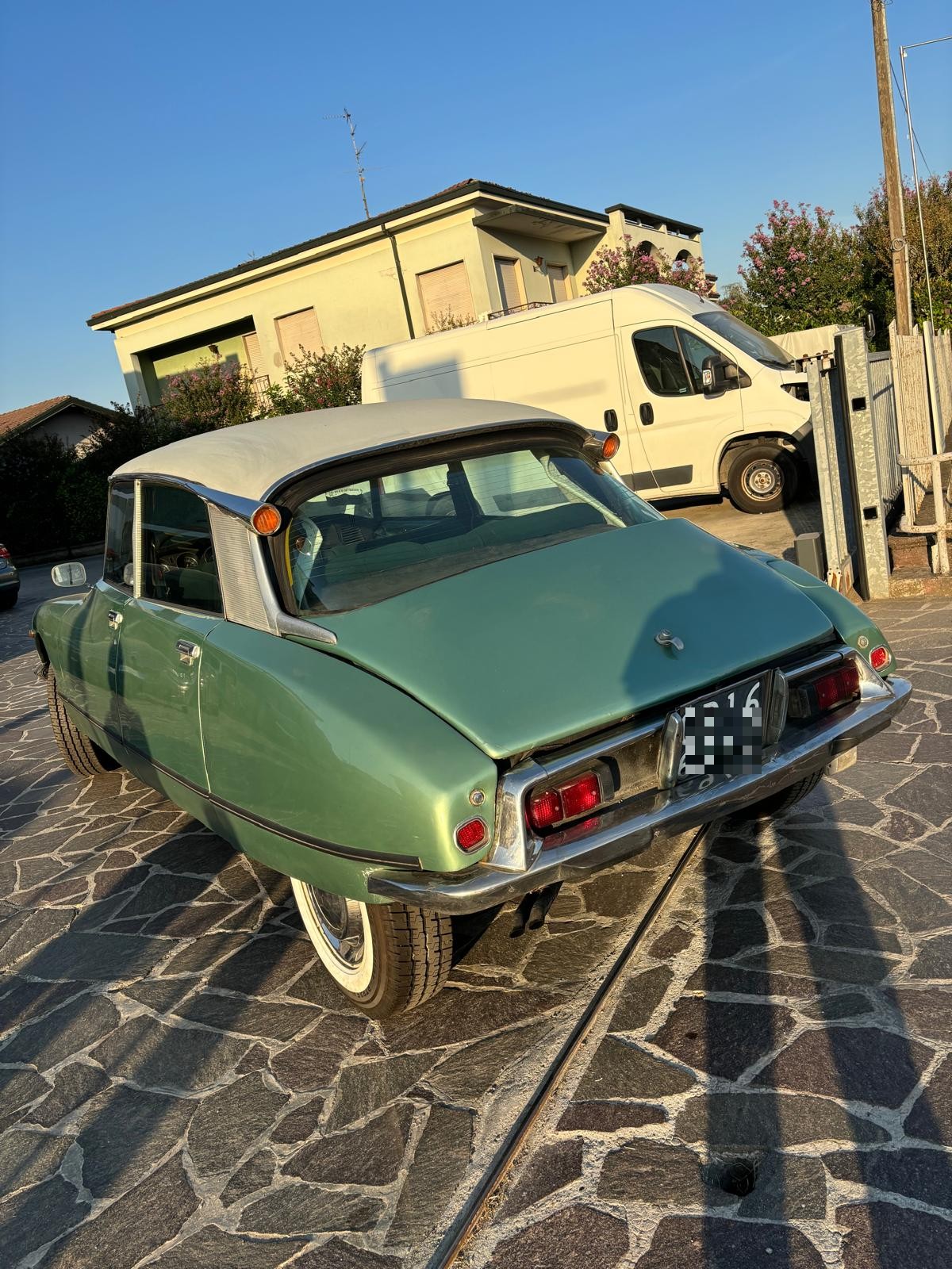 Anteprima 8